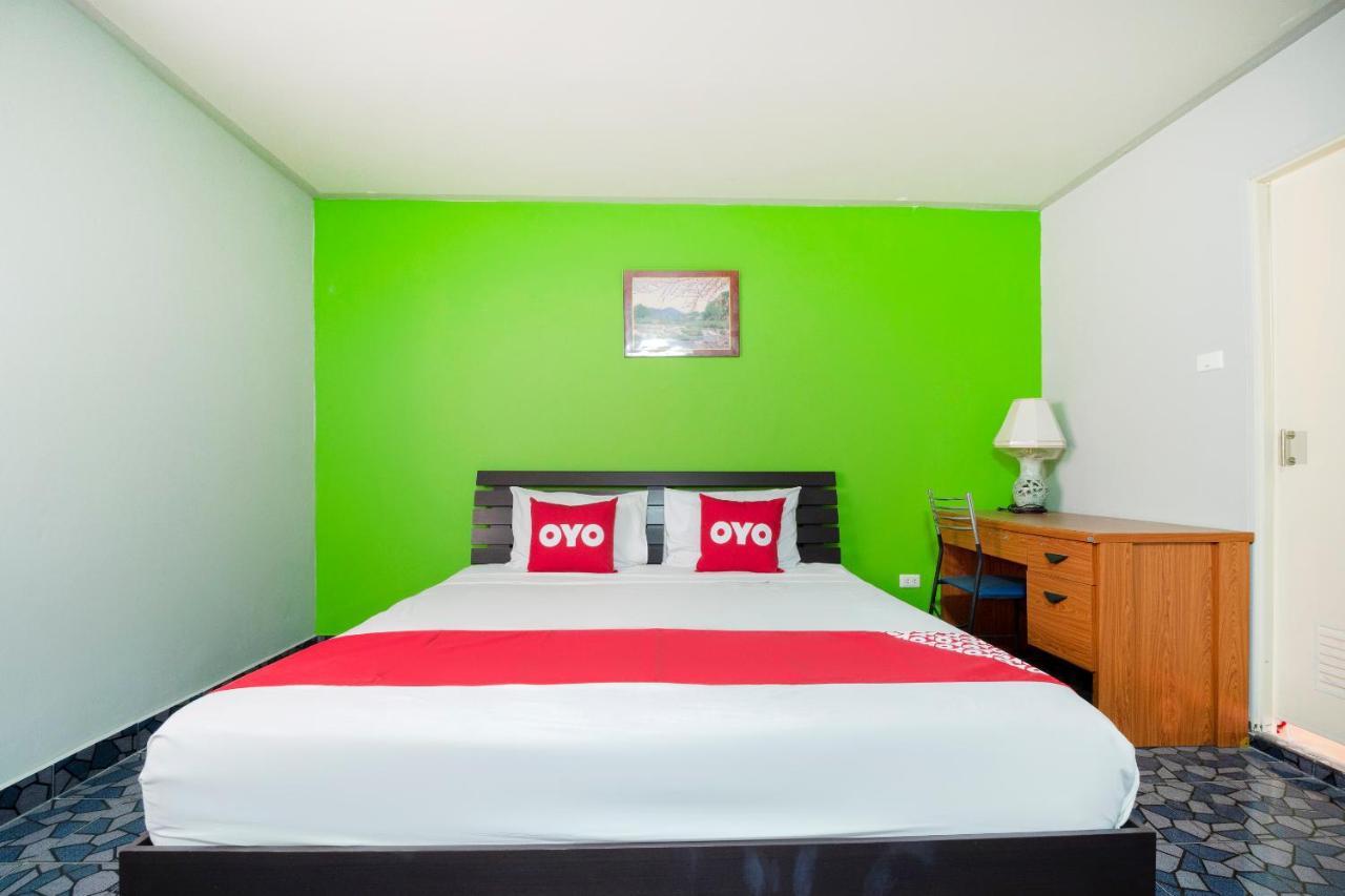 Oyo 663 Green Beach Room Pattaya Exterior photo