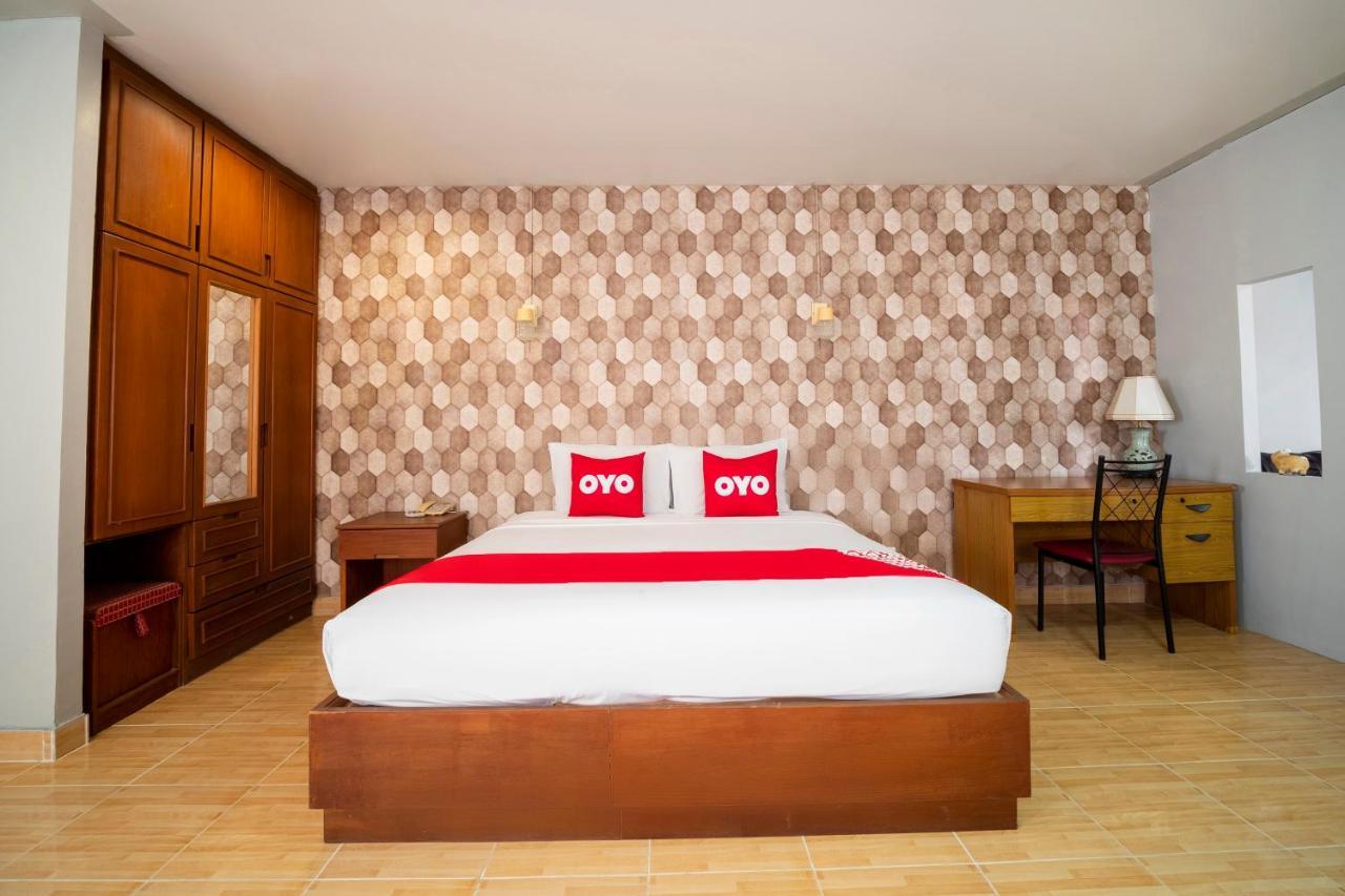 Oyo 663 Green Beach Room Pattaya Exterior photo